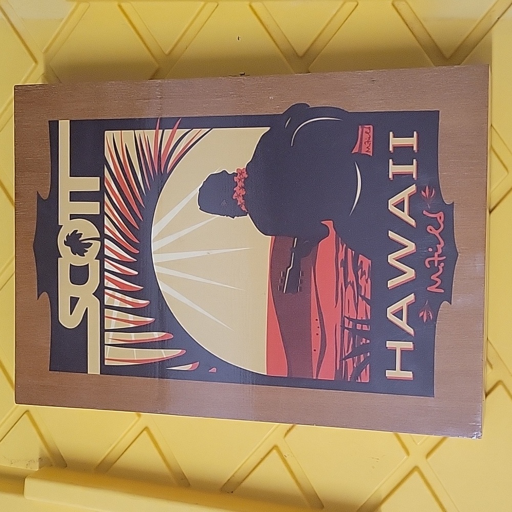 Scotts Hawaii Wooden Box